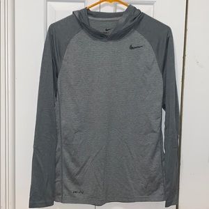 Men’s Nike Long Sleeve w/ Hoodie